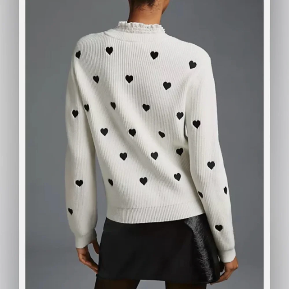 Anthropologie Ruffled Collar Heart Embroidered Sweater White & Black - size medi